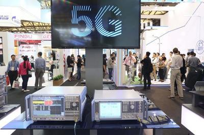 華為撤離美國工廠 通訊設(shè)備產(chǎn)業(yè)鏈震蕩與失業(yè)潮的警示